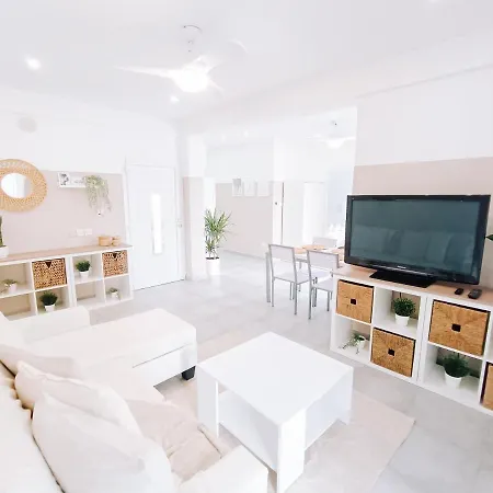 Apartament Shelter Next To The Larnaca